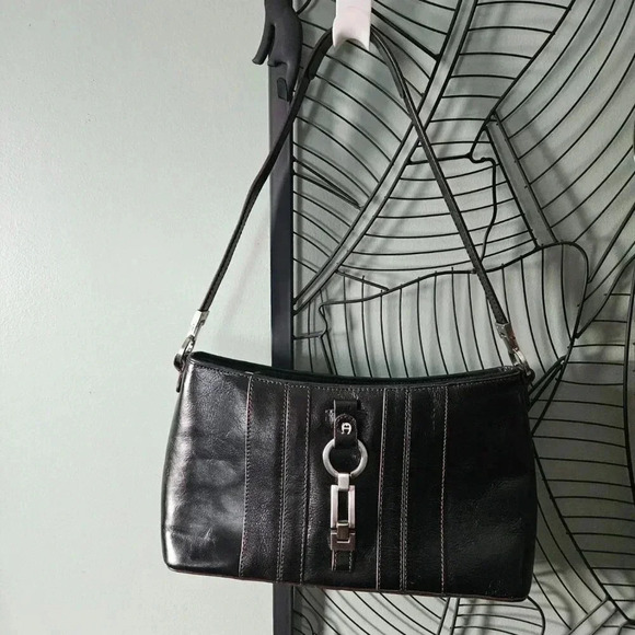 Etienne Aigner | Vienna Collection  Black Genuine Leather Baguette Shoulder Bag - Picture 1 of 15